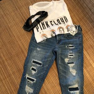 American eagle ripped detailed and patched jeans